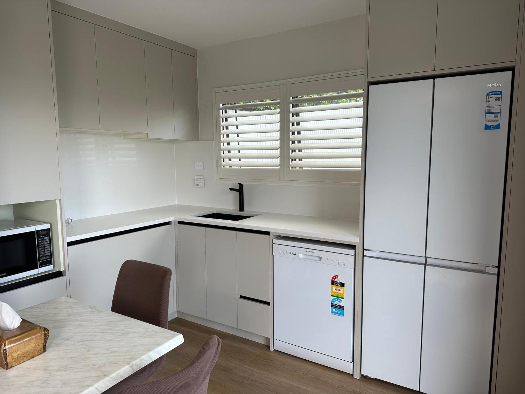 Beautiful Lakeview Apartment Taupo Eksteriør bilde